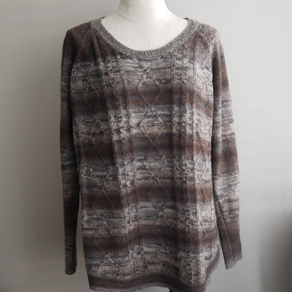 METRIC ombre pullover sweater